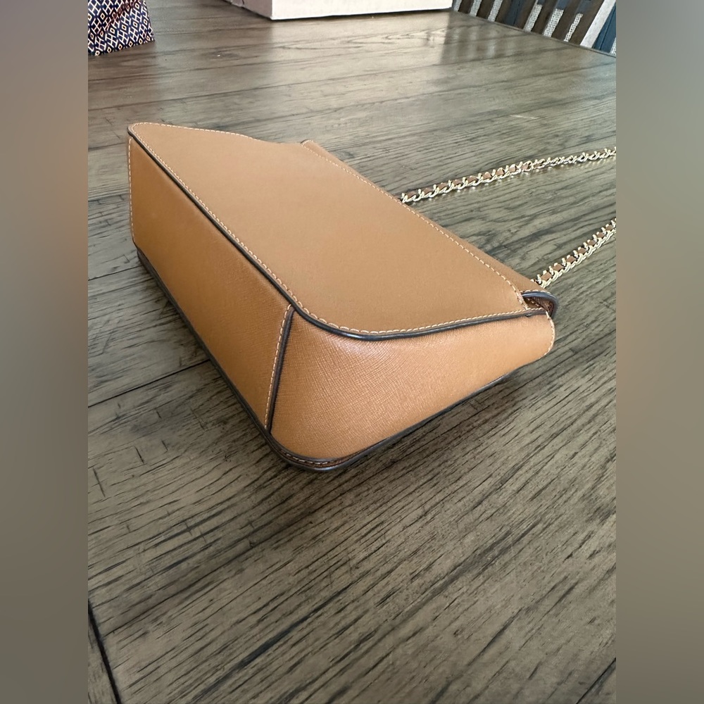 Tory Burch Chain Purse - Picture 2 of 14